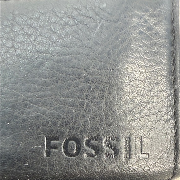 Fossil Black Pebble Leather Triple Compartments Bifold Clutch Wallet - Picture 7 of 8